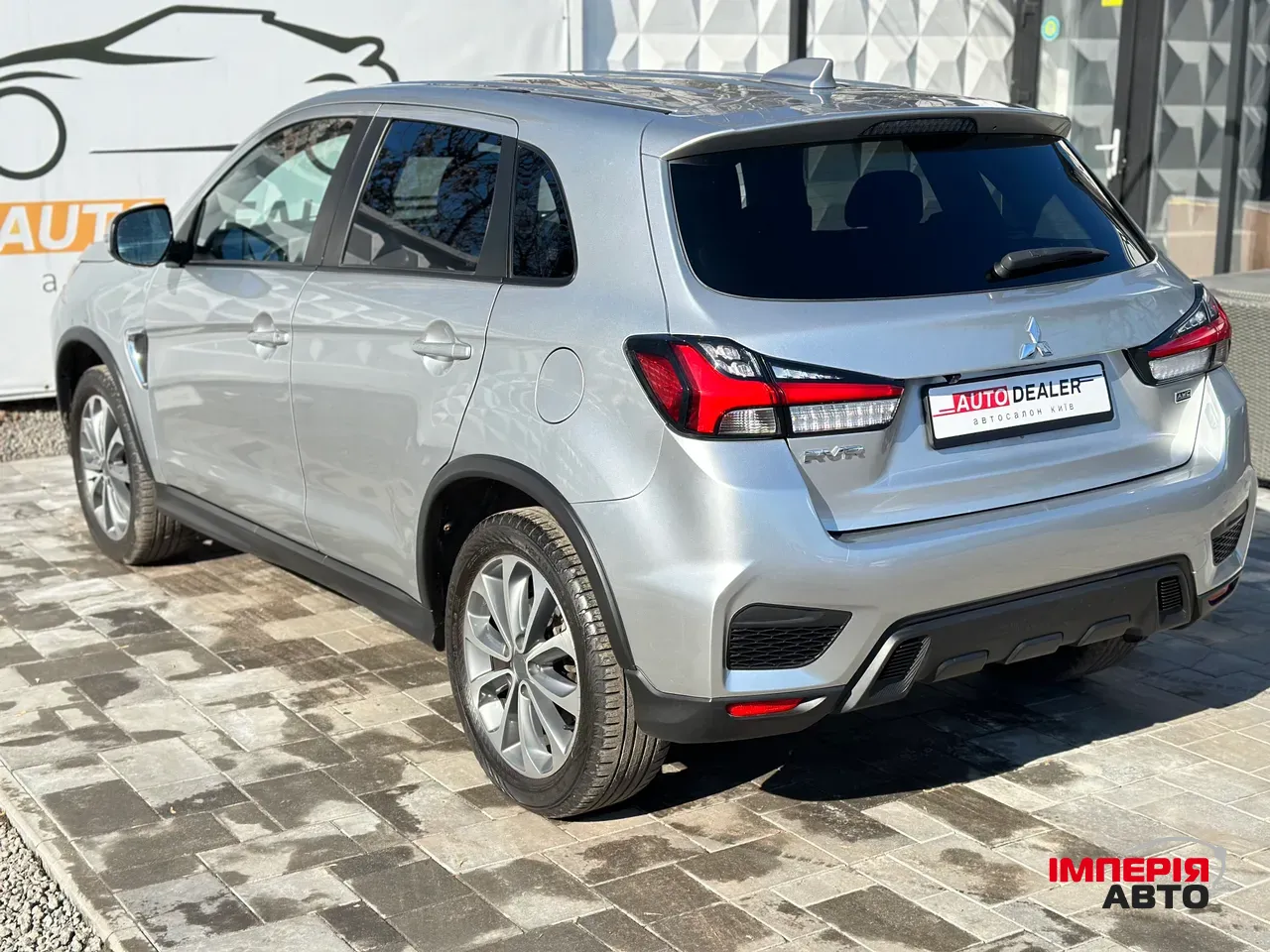 Mitsubishi RVR - фото 7