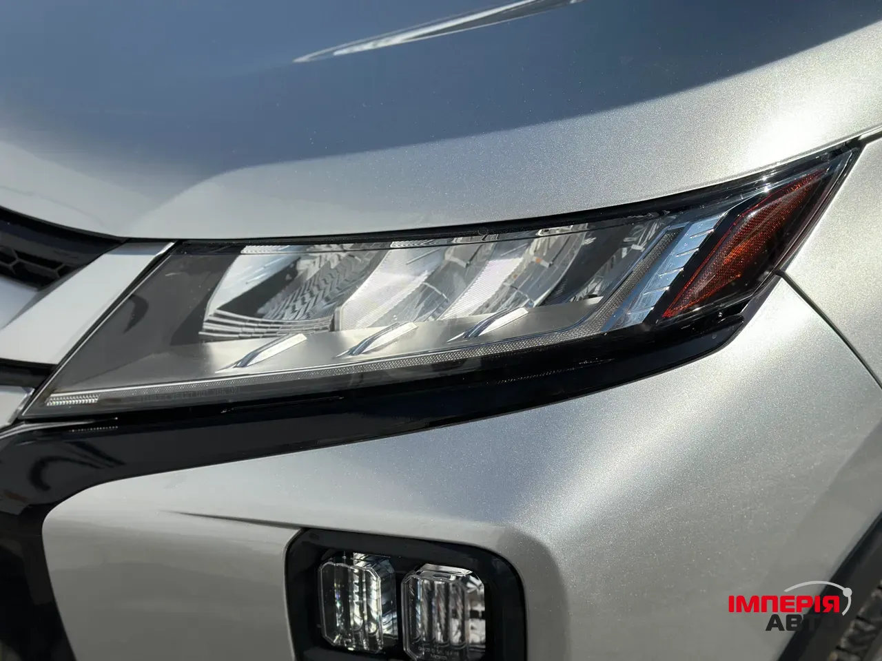 Mitsubishi RVR - фото 3