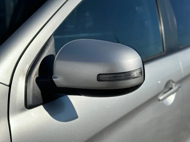 Mitsubishi RVR - фото 4