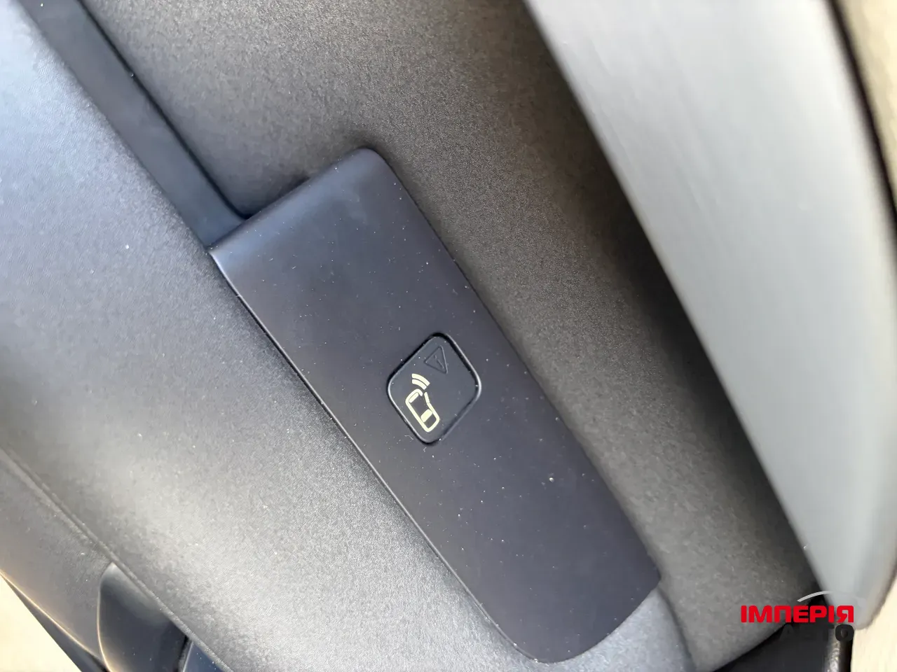 Land Rover Discovery Sport - фото 4