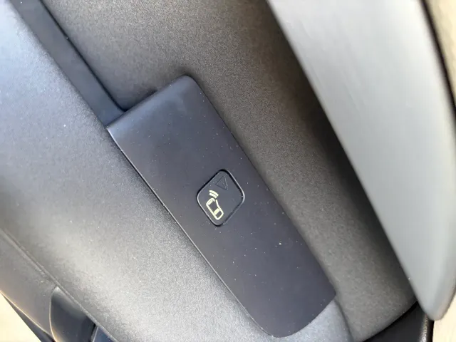 Land Rover Discovery Sport - фото 4