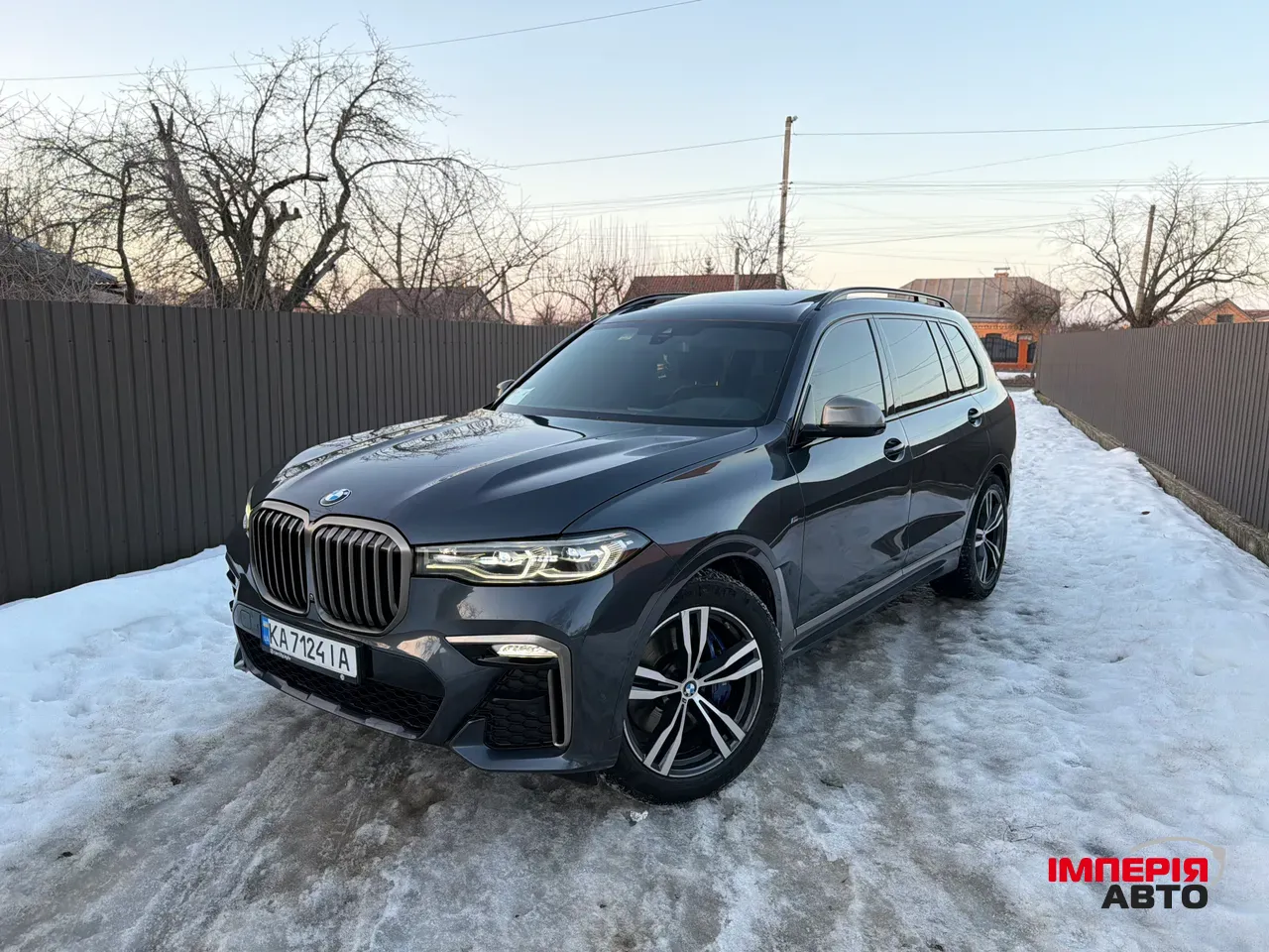 BMW X7 - фото 1