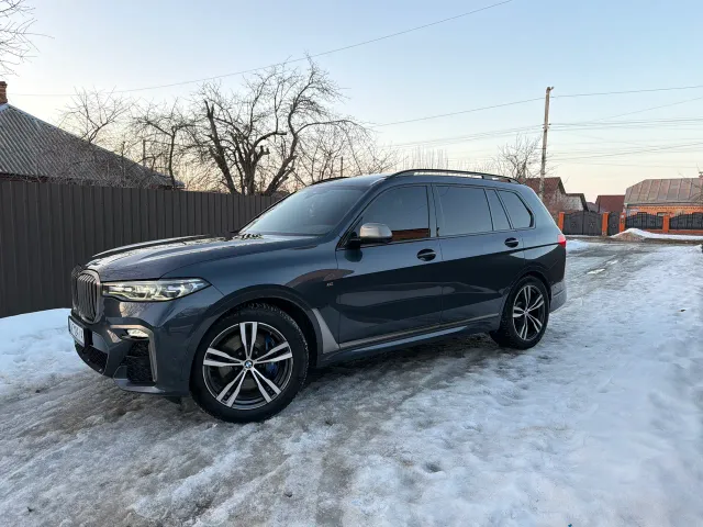 BMW X7 - фото 3