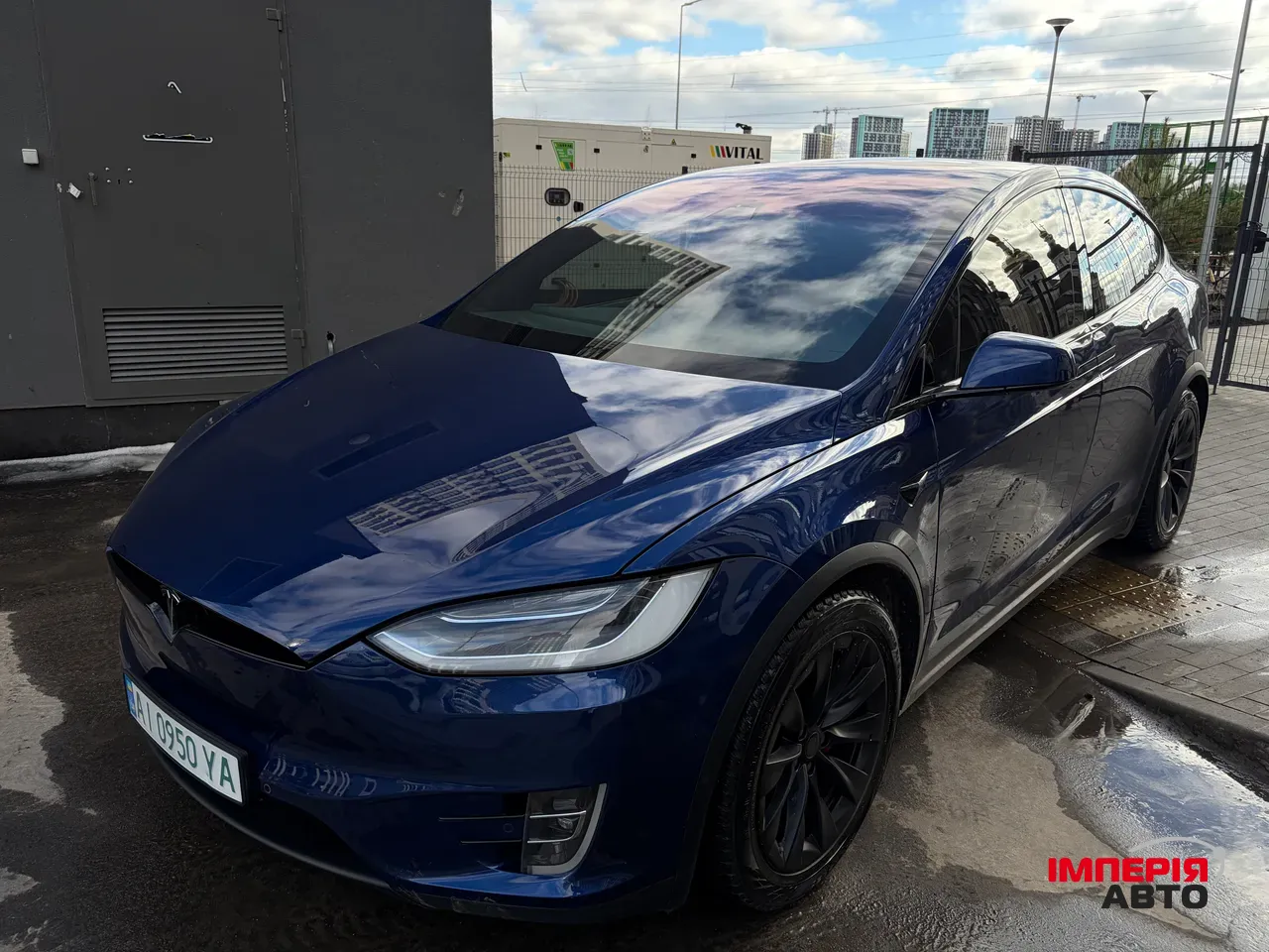 Tesla Model X - фото 25