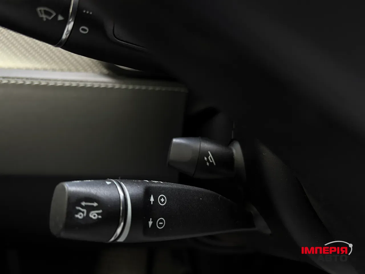 Tesla Model X - фото 2