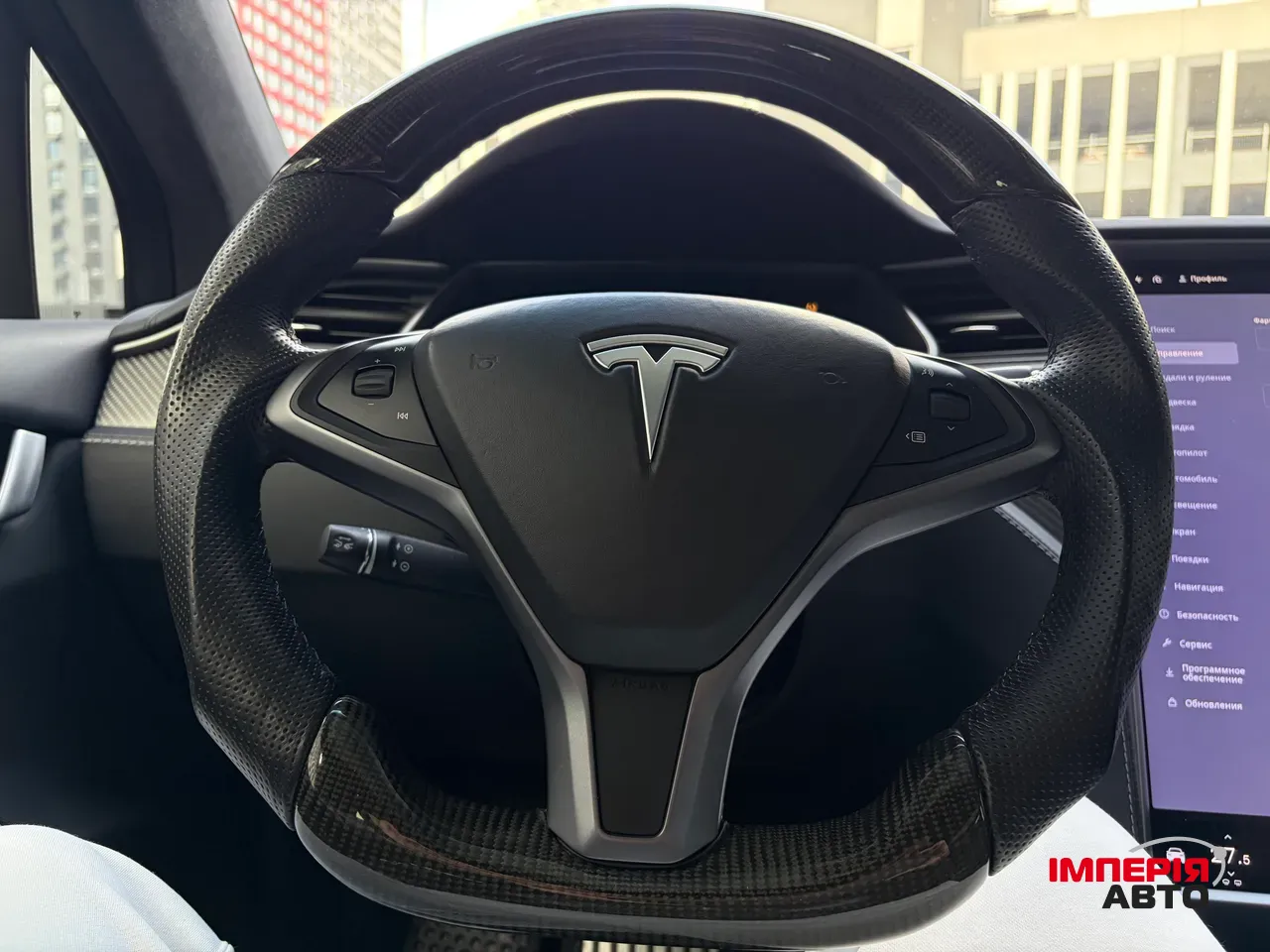 Tesla Model X - фото 44