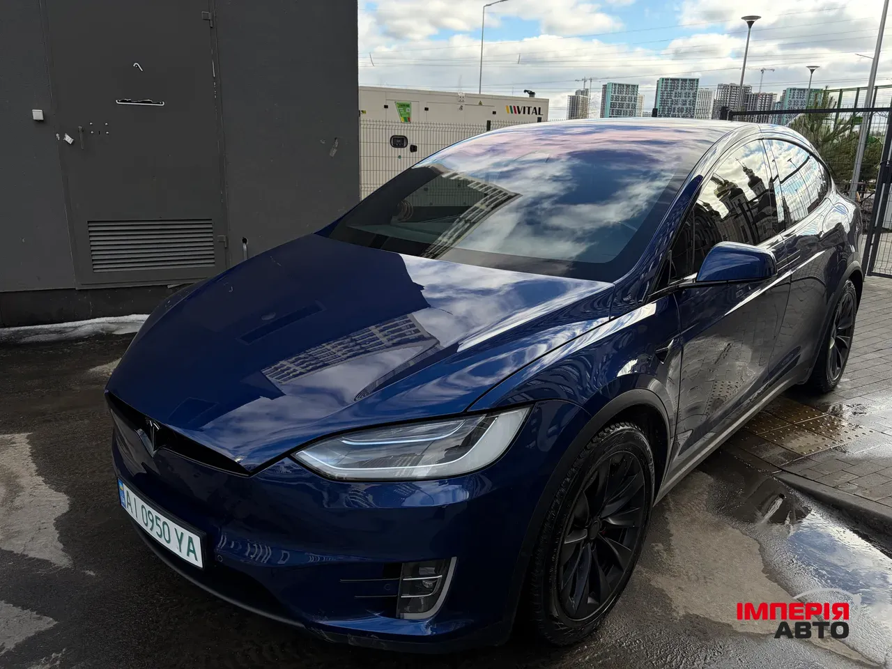 Tesla Model X - фото 26