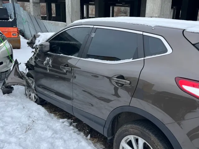 Nissan Qashqai - фото 2