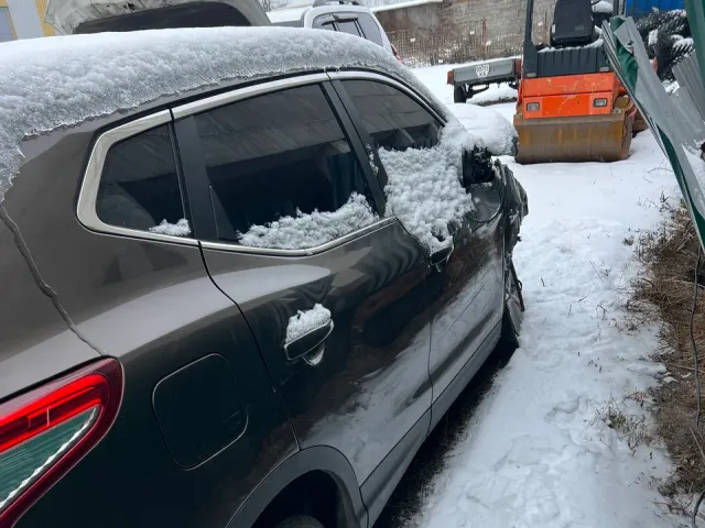 Nissan Qashqai - фото 4