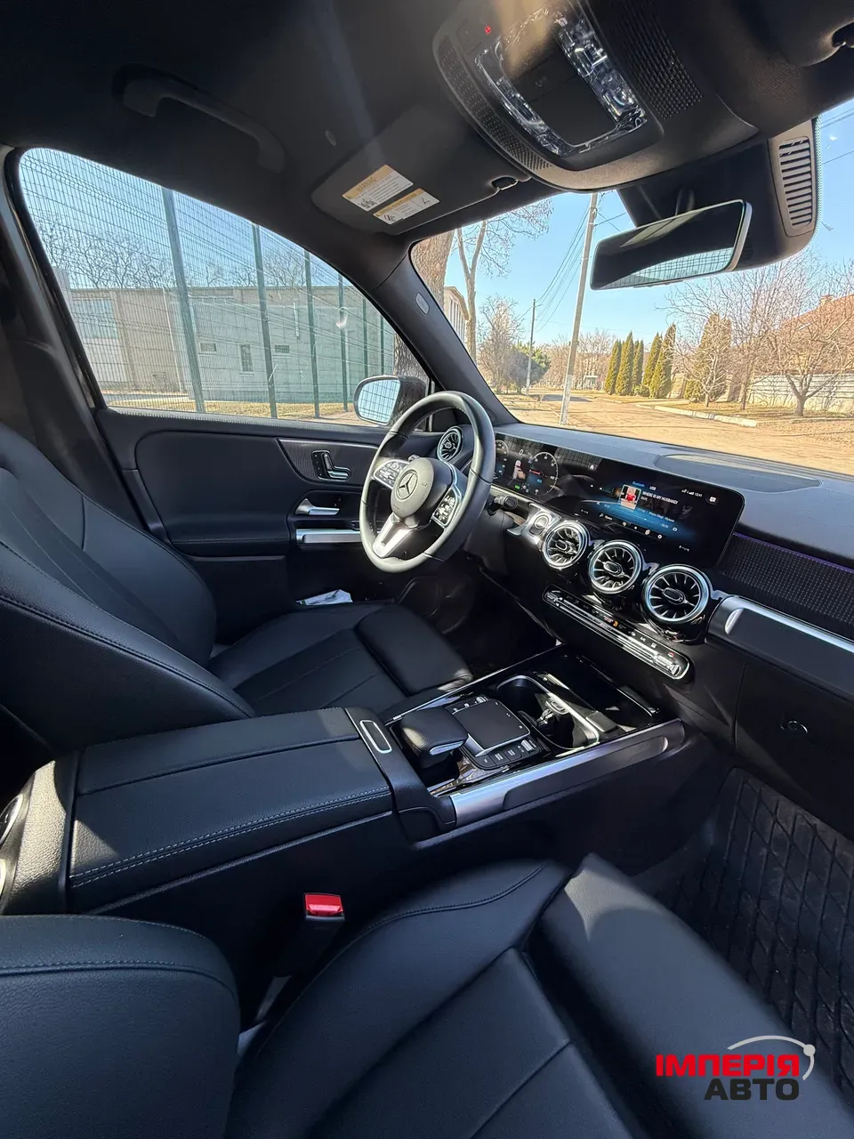 Mercedes-Benz EQB - фото 7