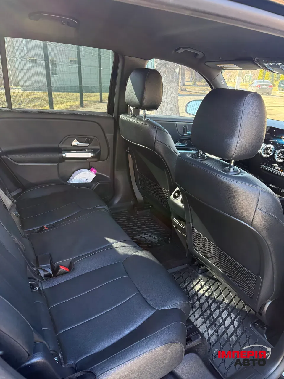 Mercedes-Benz EQB - фото 9