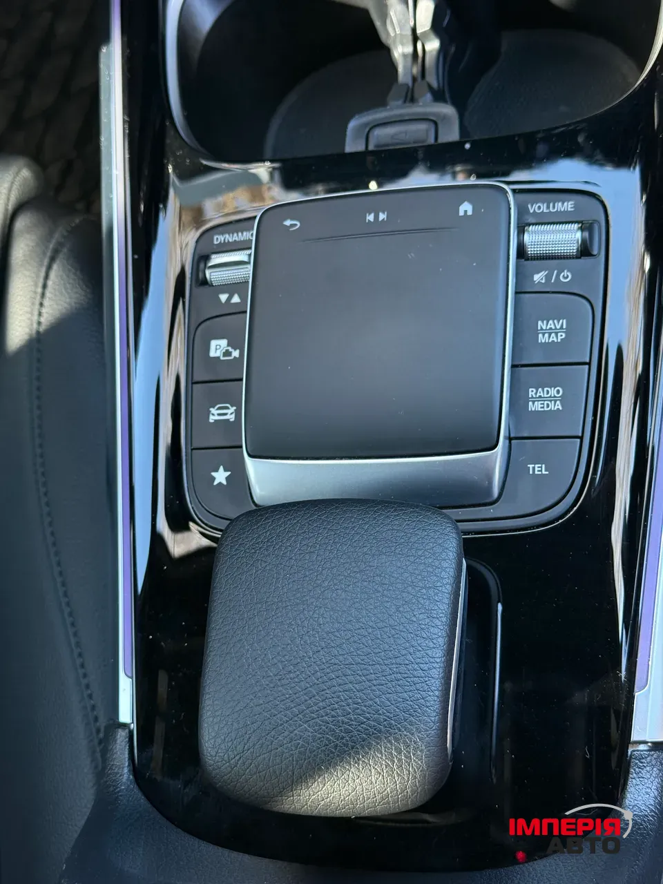 Mercedes-Benz EQB - фото 12