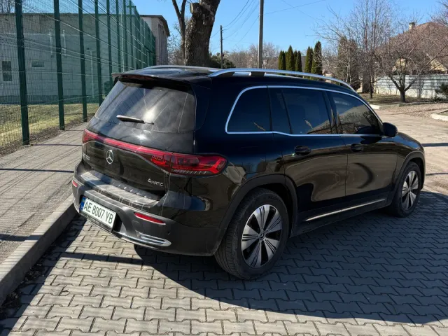 Mercedes-Benz EQB - фото 5