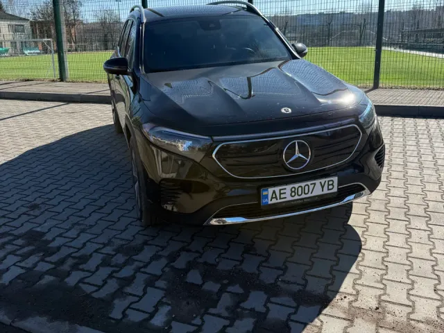 Mercedes-Benz EQB - фото 2