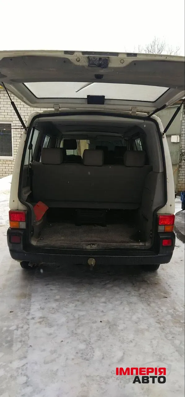 Volkswagen Caravelle - фото 5