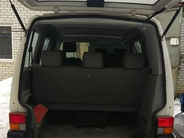 Volkswagen Caravelle - фото 5