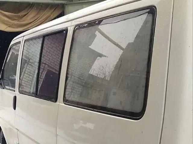 Volkswagen Caravelle - фото 3