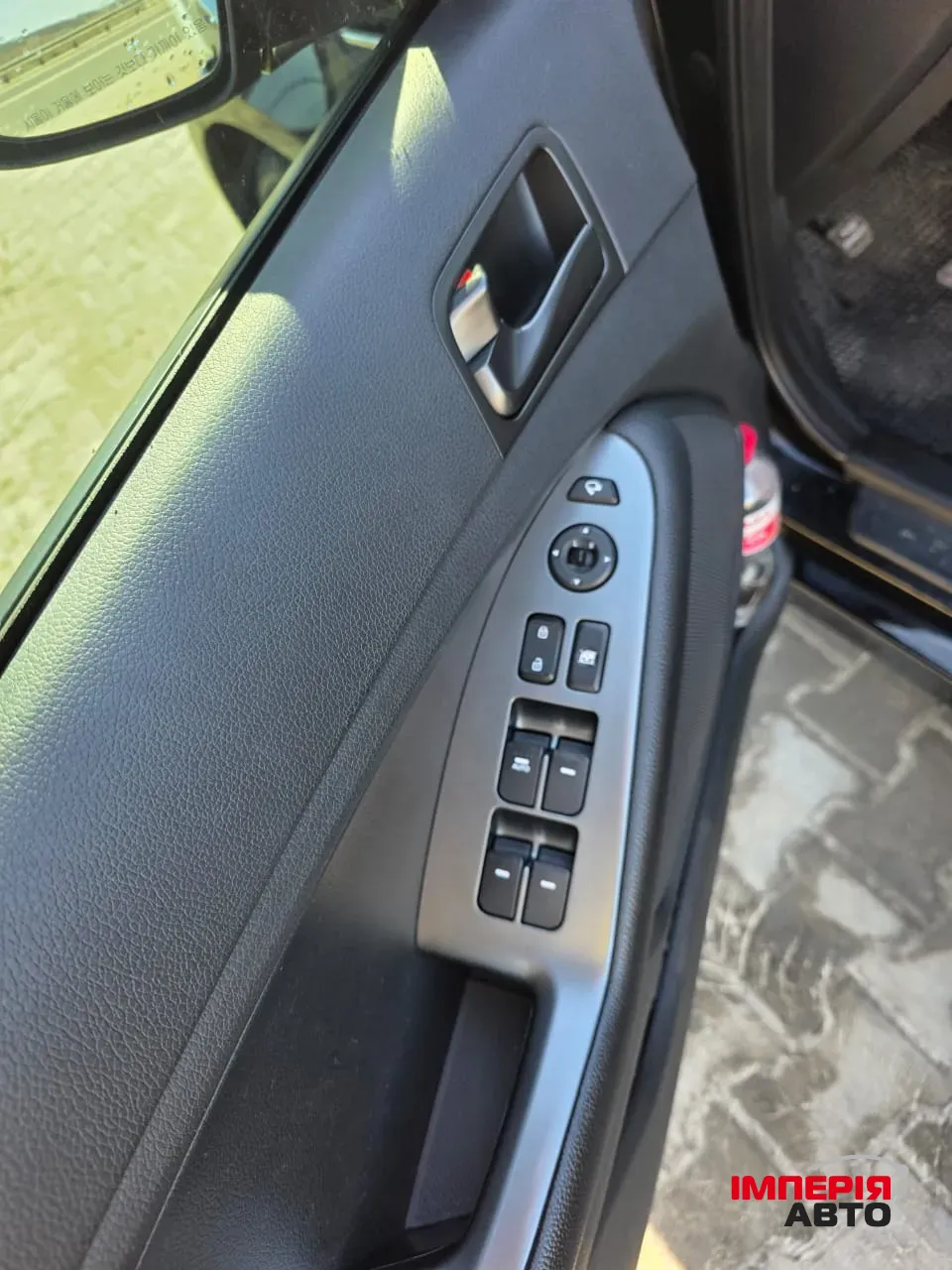 Kia K5 - фото 13