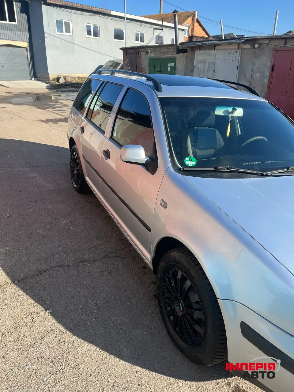 Volkswagen Golf - фото 10