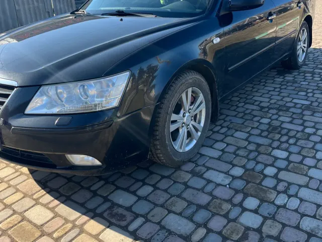 Hyundai Sonata - фото 2