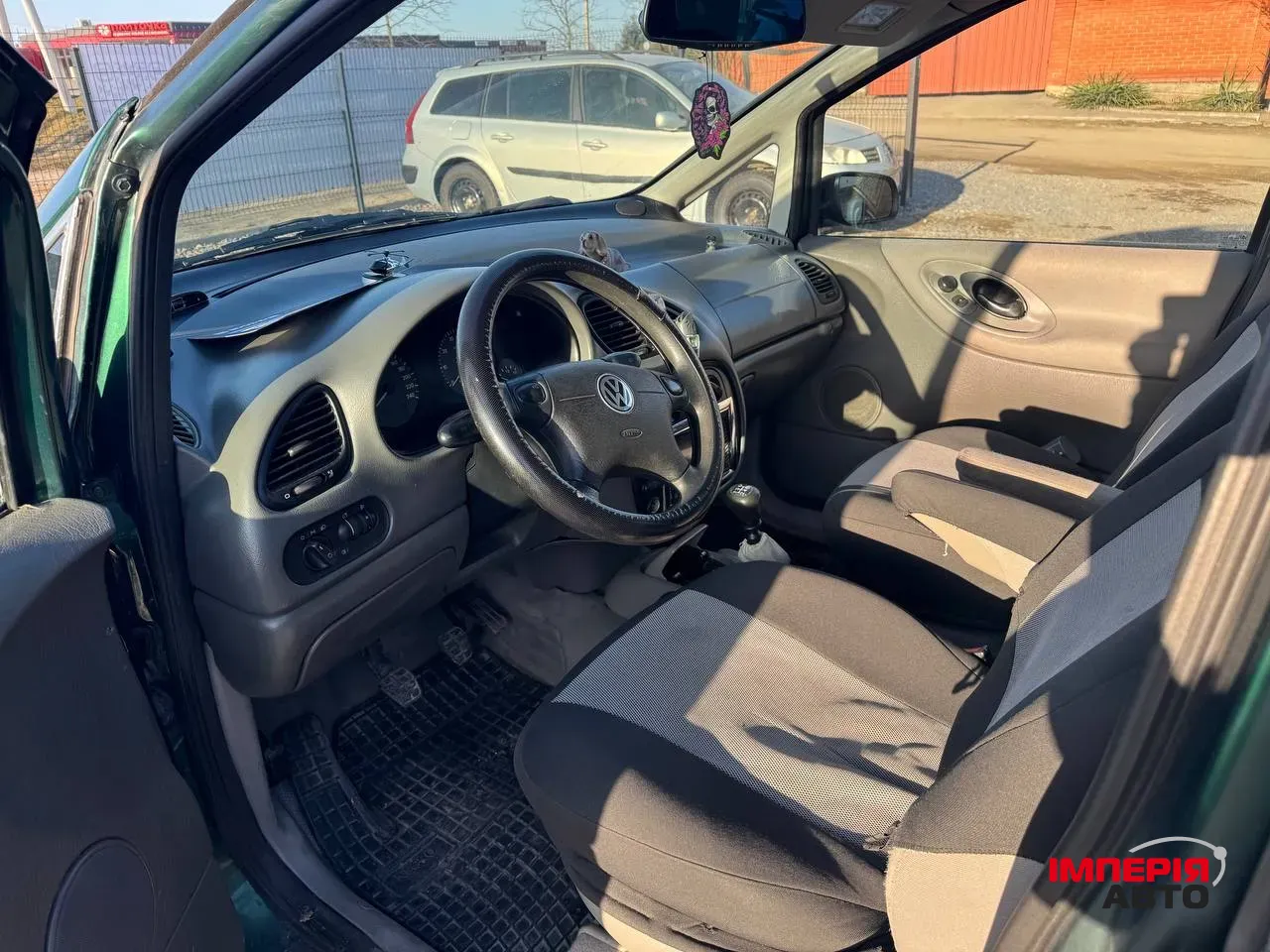 Volkswagen Sharan - фото 11