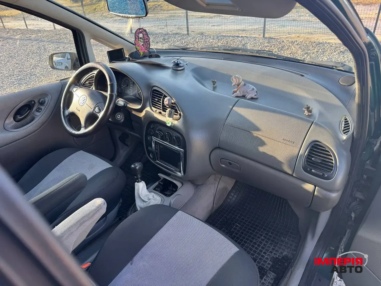 Volkswagen Sharan - фото 16