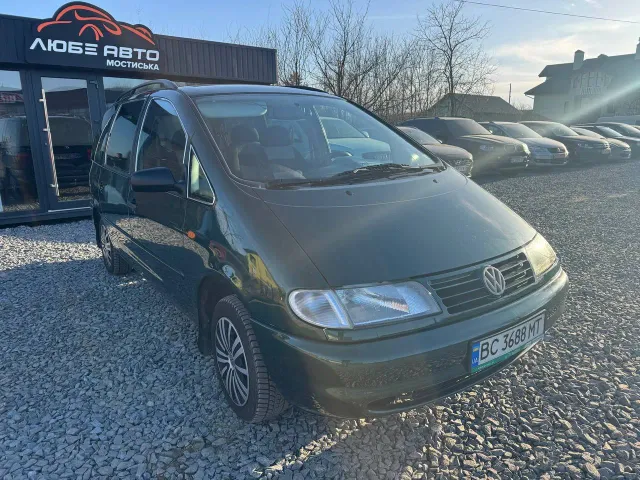 Volkswagen Sharan - фото 4