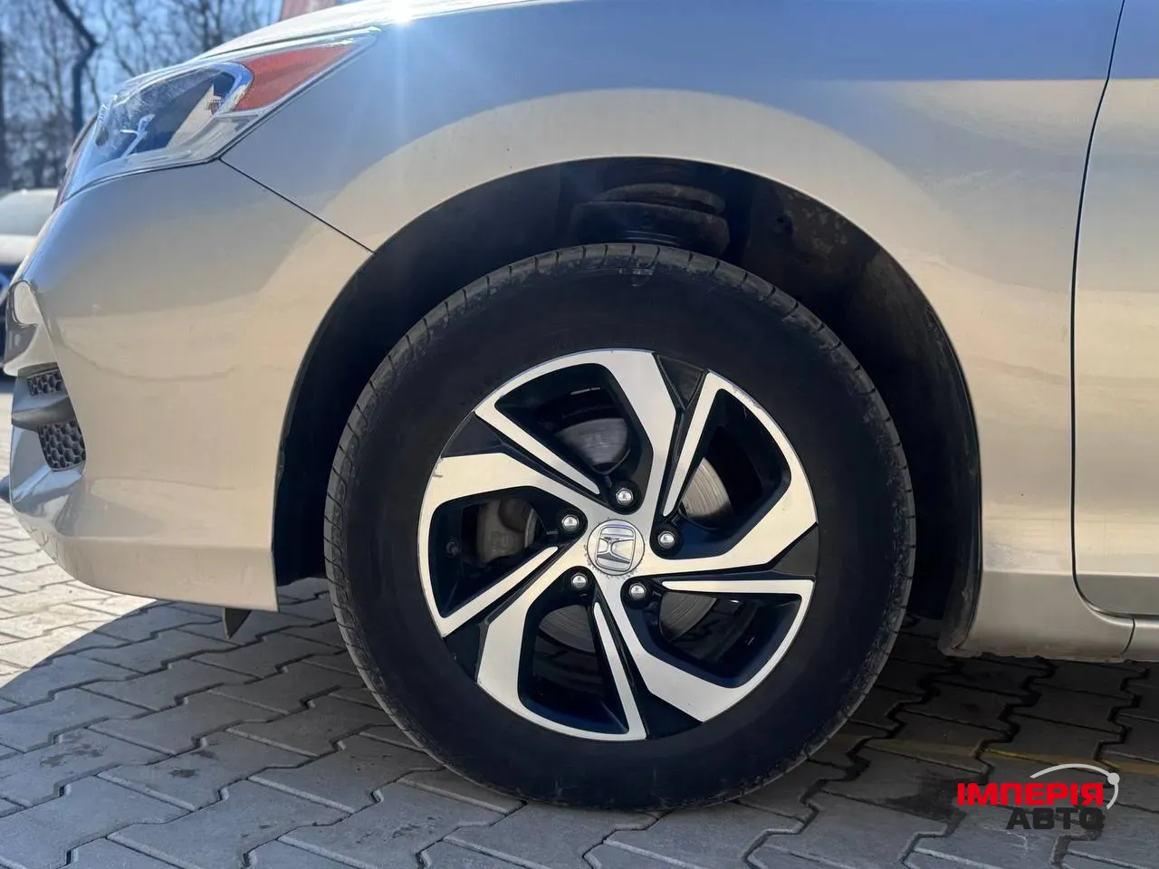 Honda Accord - фото 7