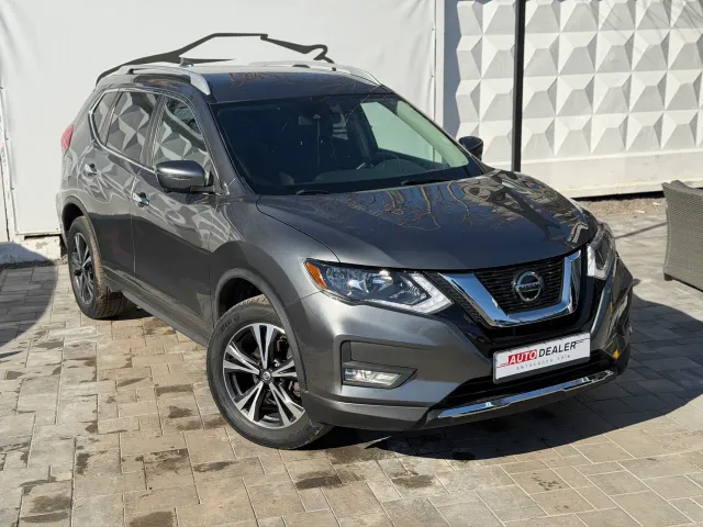 Nissan Rogue - фото 1