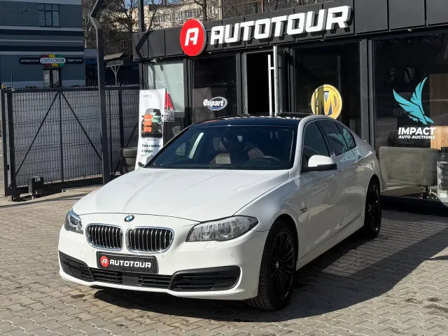 BMW 5 серії - фото 1