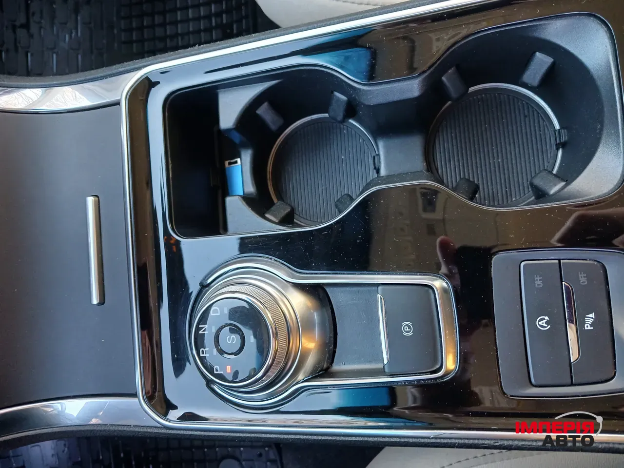 Ford Edge - фото 18