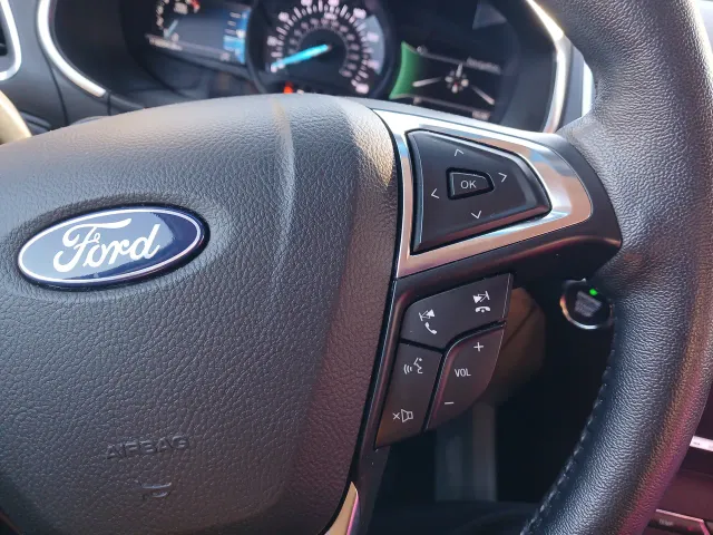 Ford Edge - фото 3