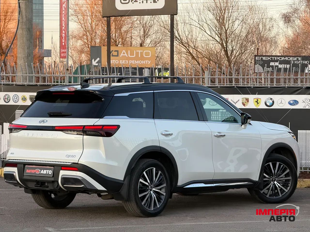 Infiniti QX60 - фото 8
