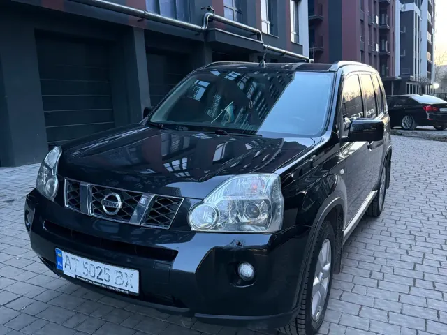 Nissan X-Trail - фото 1