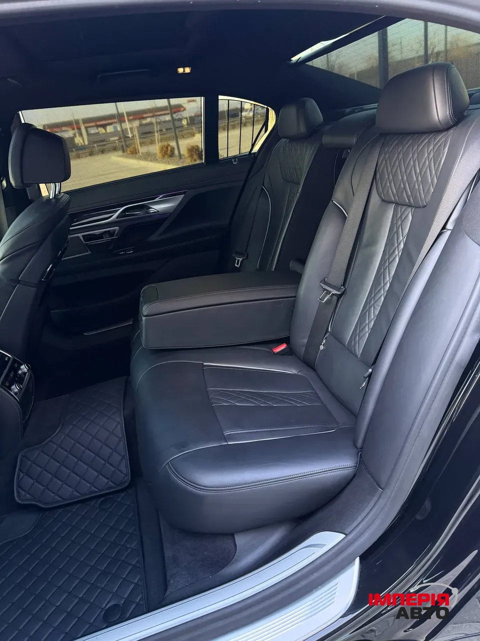 BMW 7 серії - фото 8