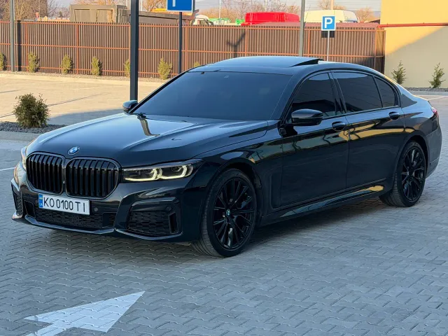 BMW 7 серії - фото 2
