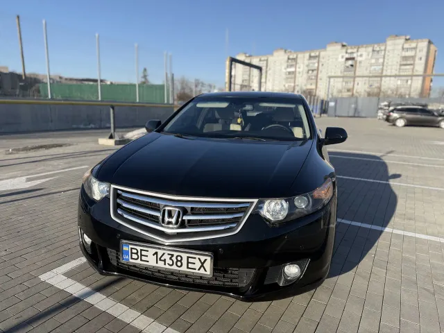 Honda Accord - фото 1