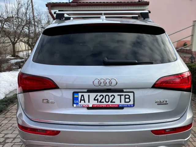 Audi Q5 - фото 4