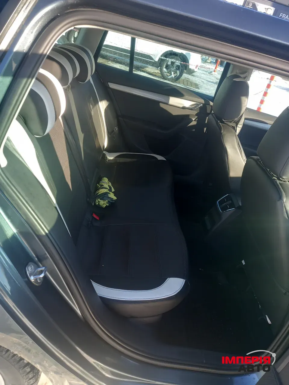 Skoda Octavia - фото 12