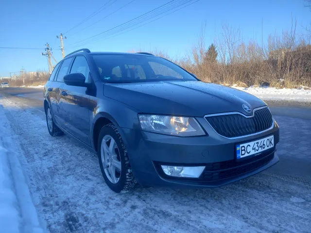 Skoda Octavia - фото 1