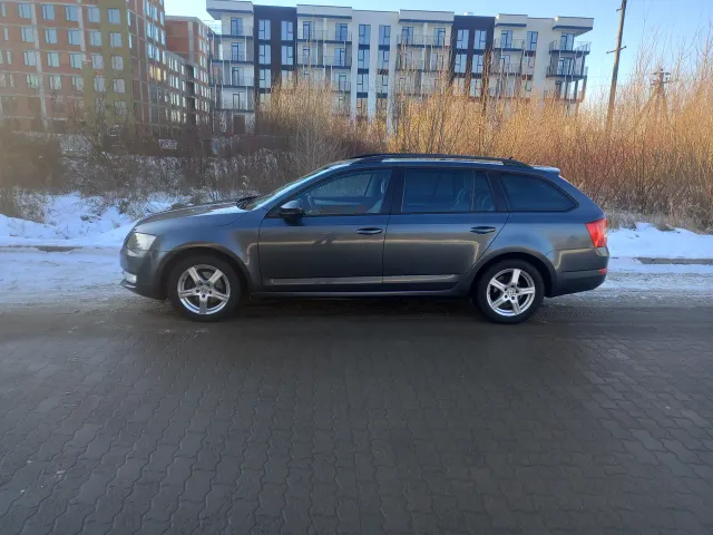Skoda Octavia - фото 3