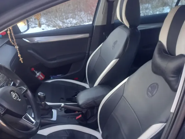 Skoda Octavia - фото 5