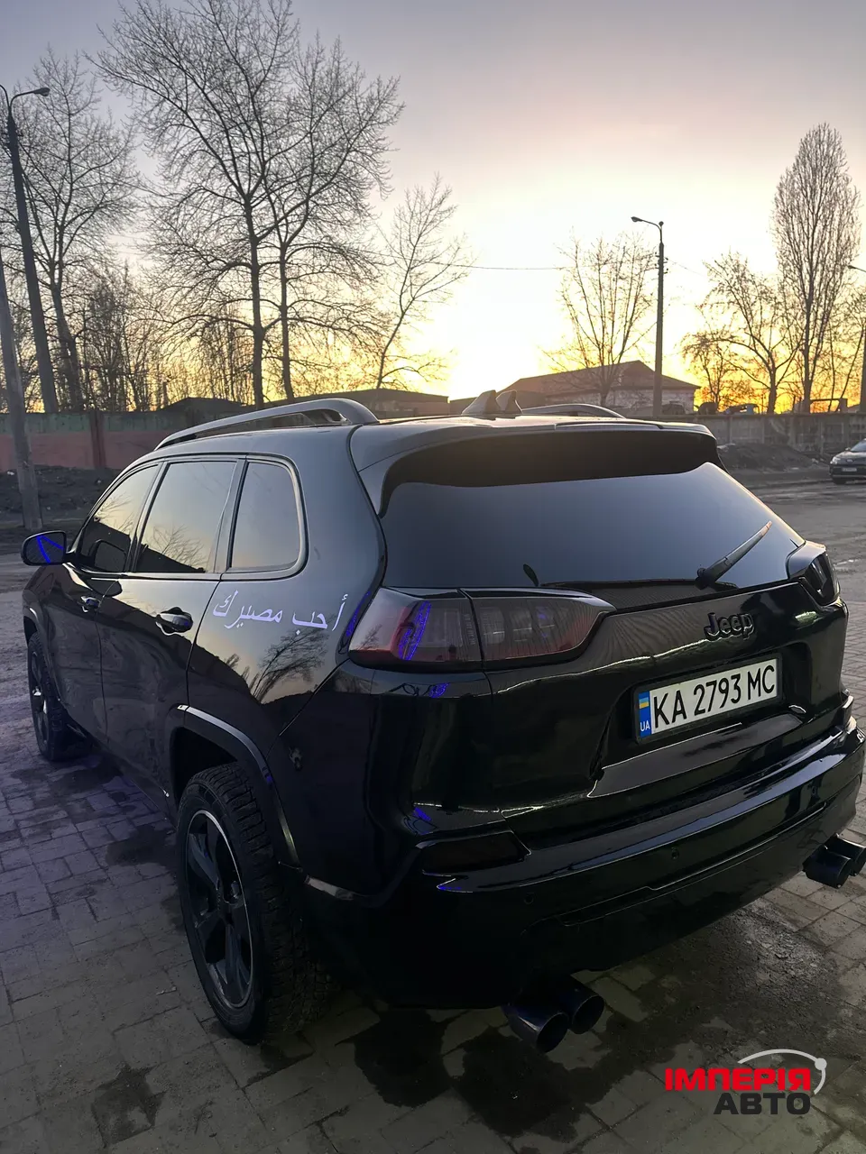 Jeep Cherokee - фото 3