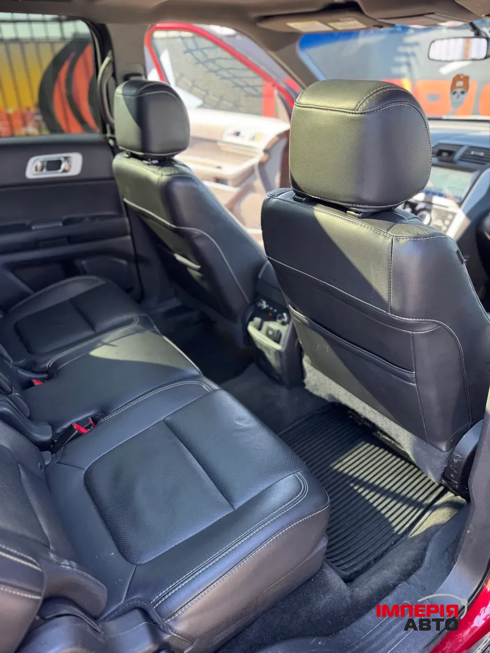 Ford Explorer - фото 11