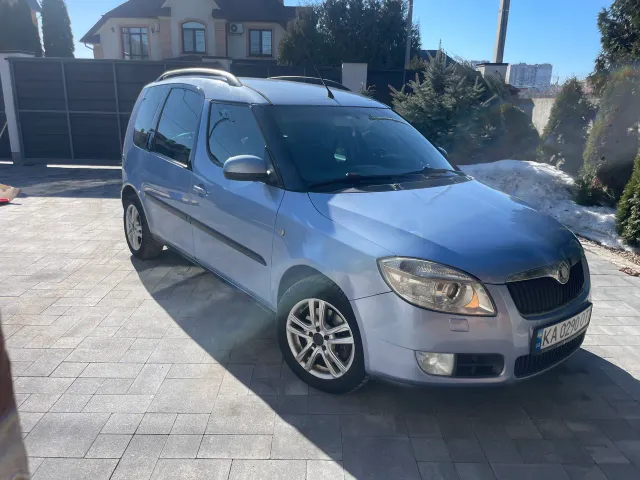 Skoda Roomster - фото 1