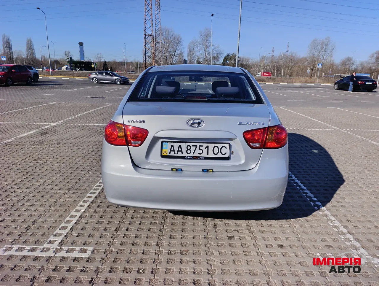 Hyundai Elantra - фото 6