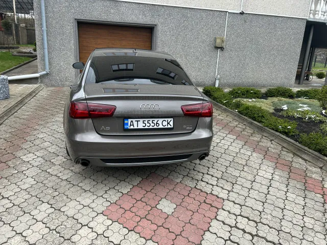 Audi A6 - фото 5