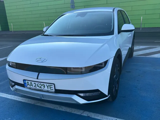 Hyundai IONIQ 5 - фото 1