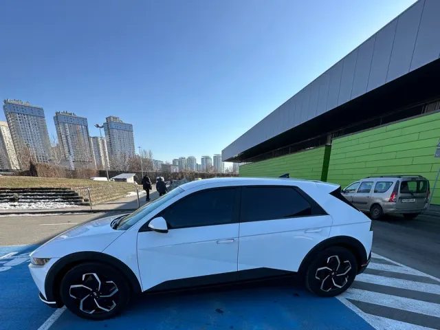 Hyundai IONIQ 5 - фото 2