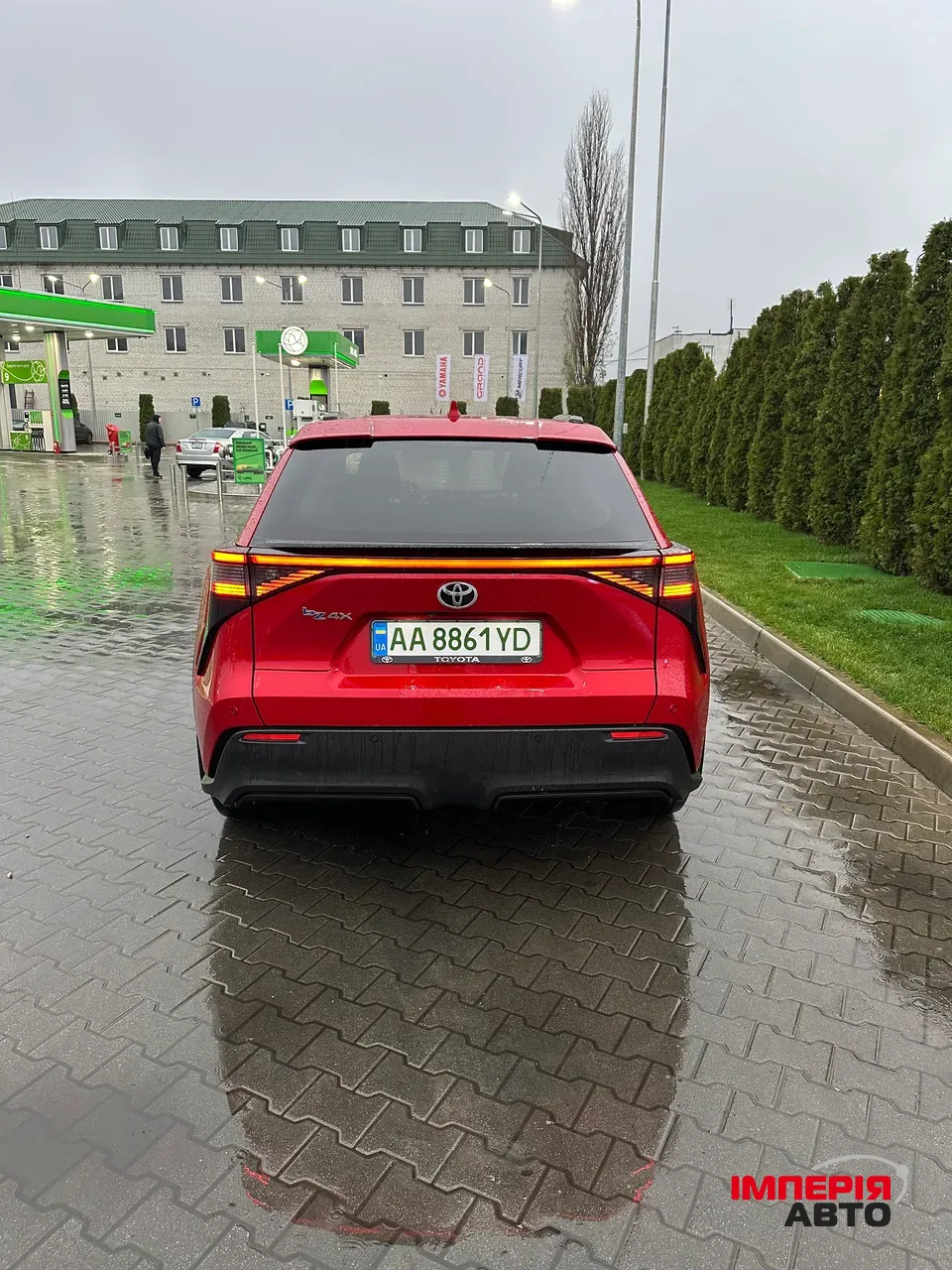 Toyota bZ4X - фото 6